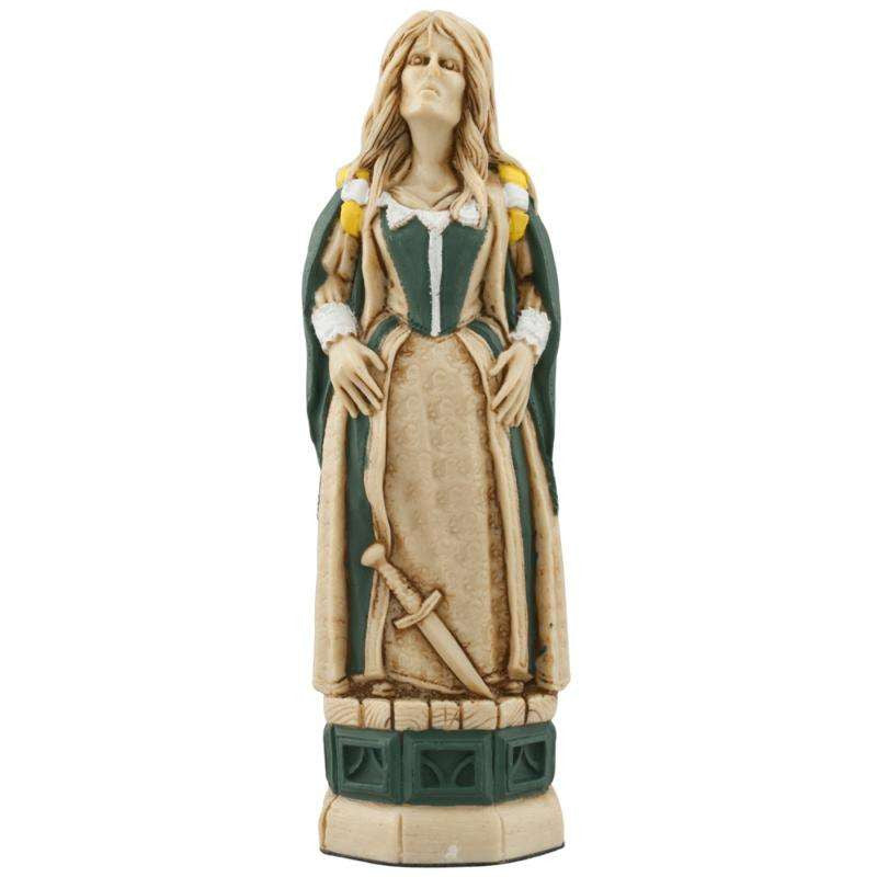 Hand painted themed Queen chess piece depicting Lady Macbeth, of the famous Shakespeare play : Macbeth.
